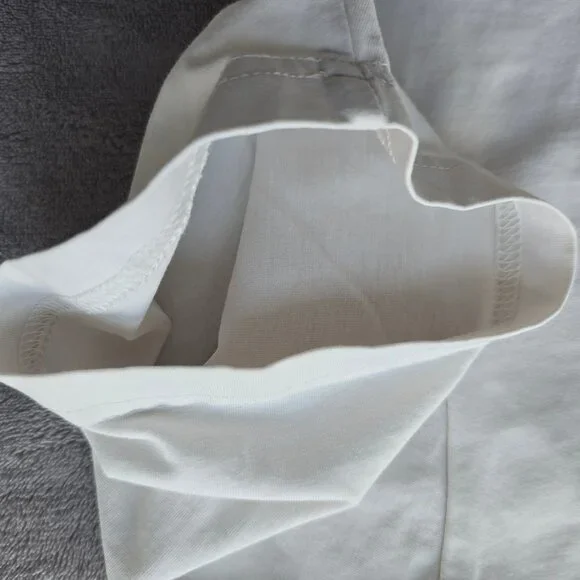 Burberry Brit white v neck T shirt - Picture 6 of 10